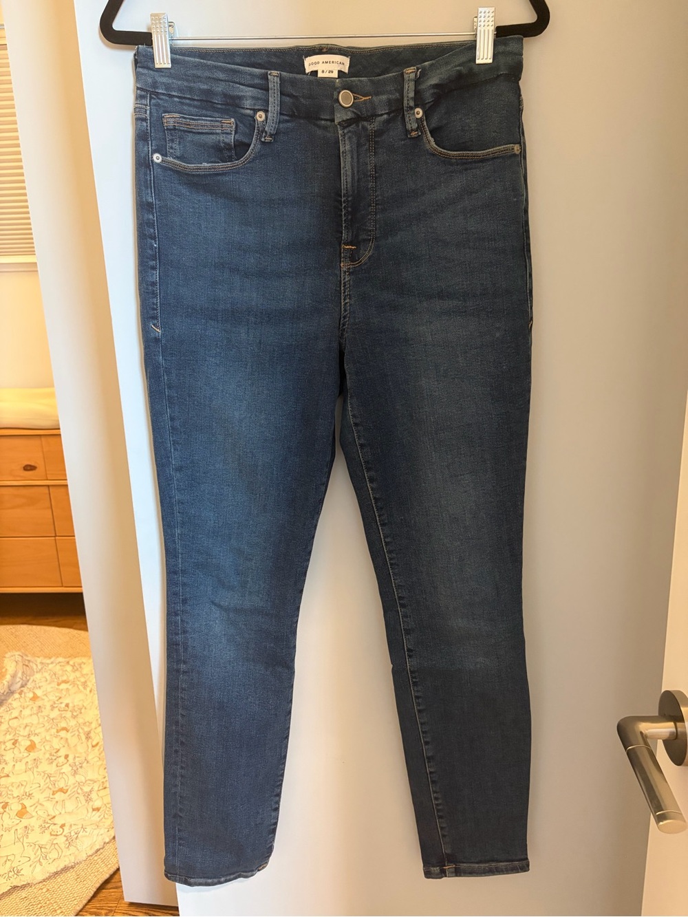 Good American Mid-Rise Skinny Jeans in Dark Blue Denim
